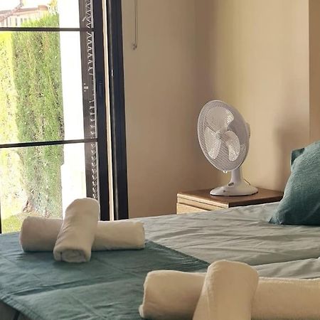 Villa Lux فينيسترات المظهر الخارجي الصورة